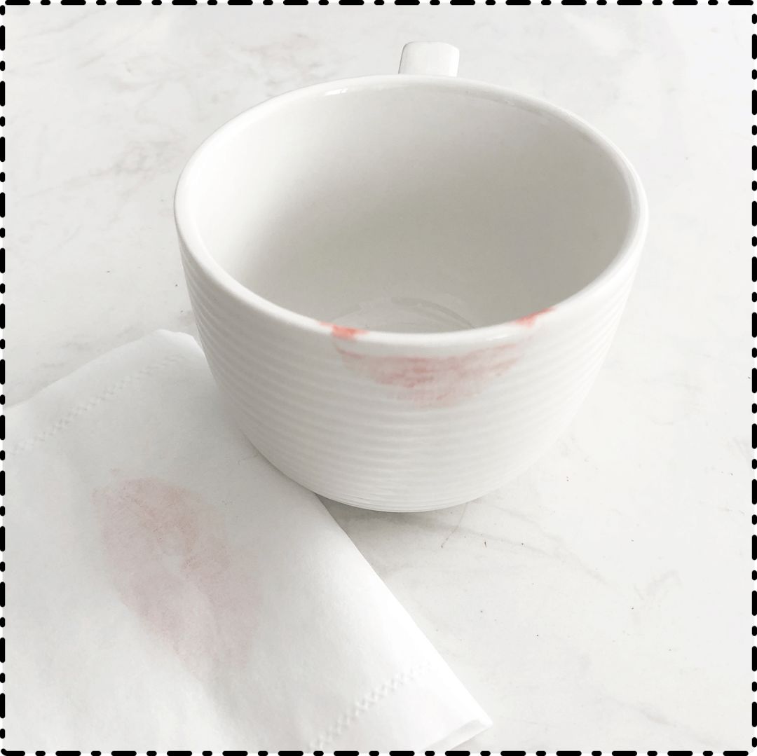 有没有吃饭喝水不掉色的口红,口红接吻不掉色