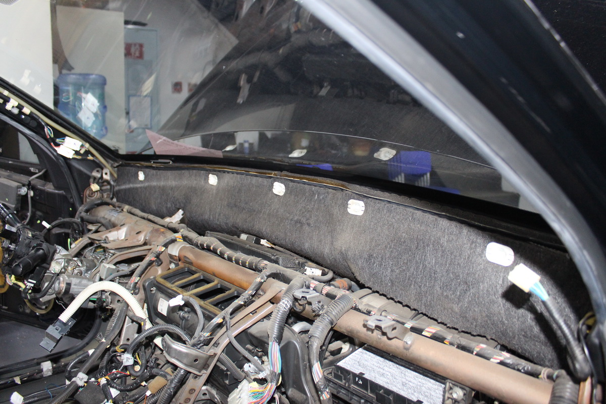 丰田皇冠2018款隔音什么水平,丰田皇冠隔音实测