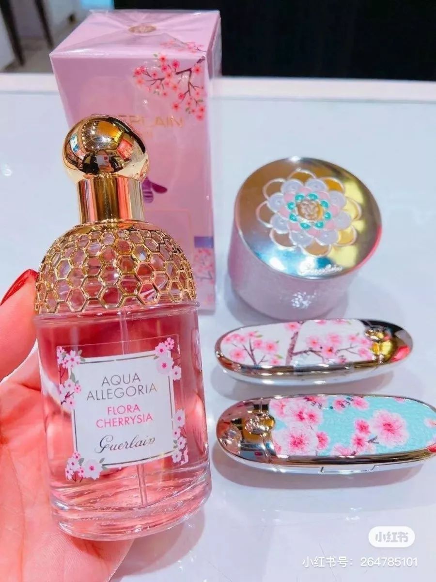 兰蔻黑桃红心丝绒限定,兰蔻情人节限定礼盒口红丝绒