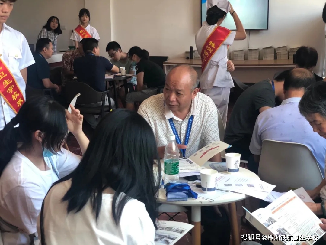 校长接待记录表30篇,学校校长接待领导