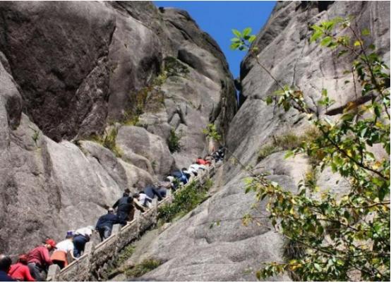 一起爬山吗我帮你拍照什么梗,一起去爬山我来拍照的图片