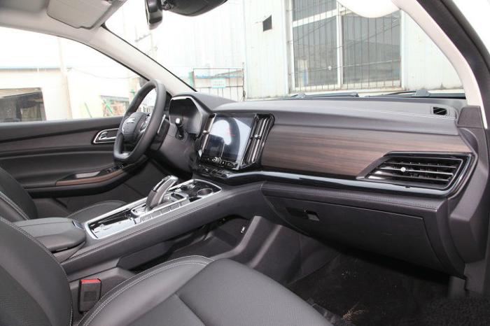 驭胜s350汽油版2.0t发动机,福特2.0t8at