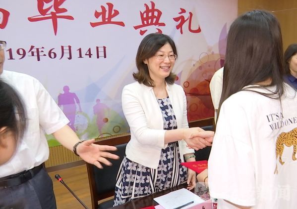 厉害了我的学校,这所学校厉害了