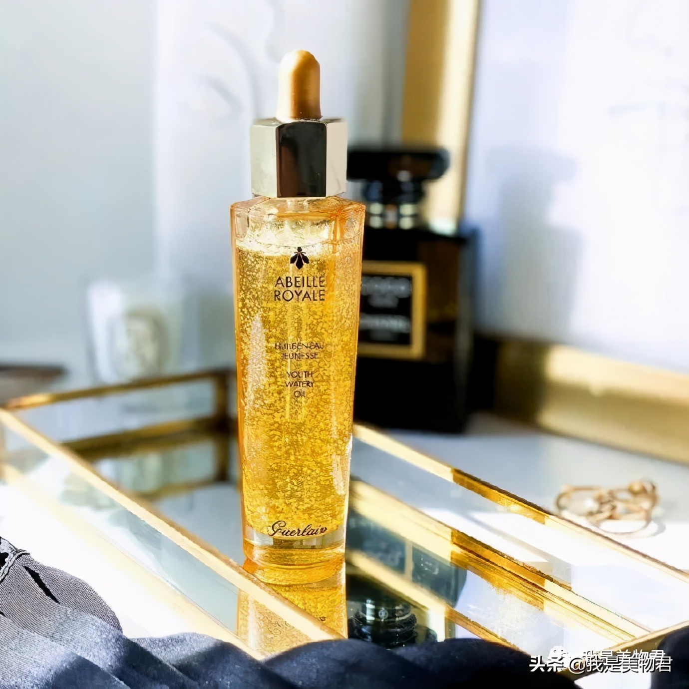 使底妆服帖的精华适合混油皮,大干皮亲妈粉底液大推荐