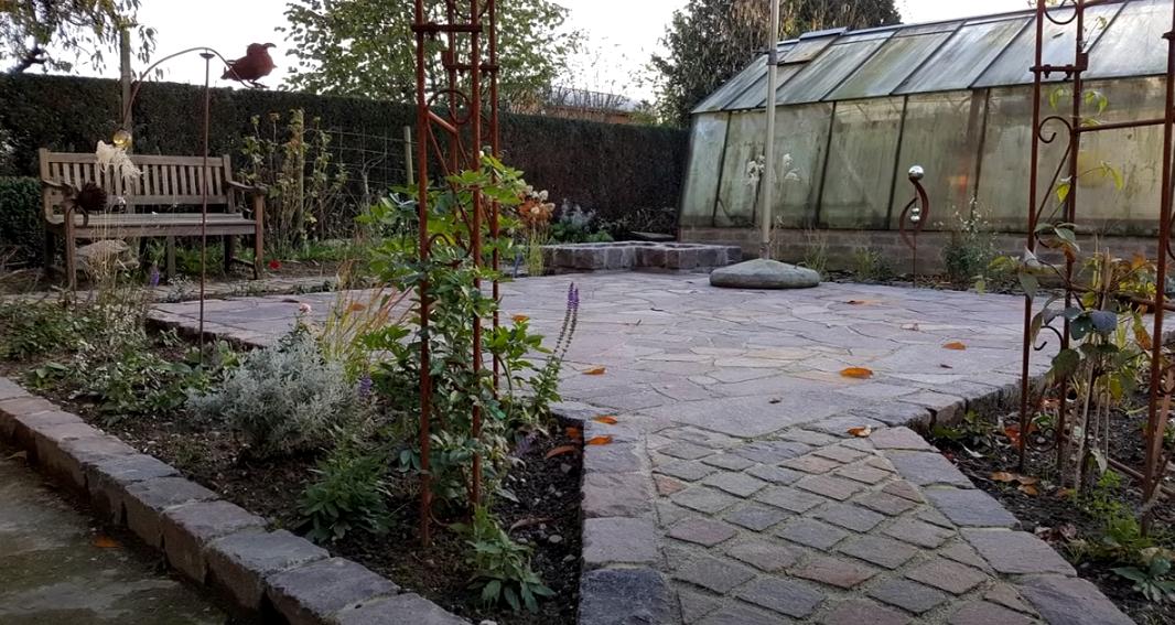 小院铺石板砖效果图大全,小院青石铺地面效果