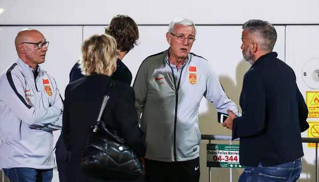 为什么现在中国足球表现这么好,中国足球为什么就这么烂