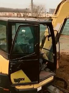 要问挖掘机技术哪家强下一句,要问挖掘机技术哪家强