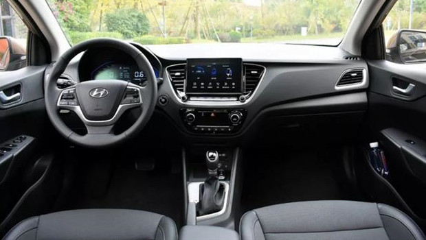 2019款现代悦纳自动1.4l配置如何,现代悦纳2020款1.4lcvt炫酷版