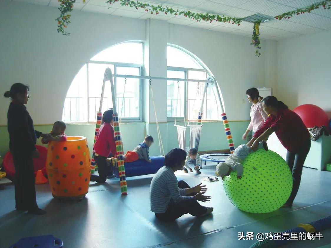 怎么教孩子不歧视自闭儿,给新手自闭症家长的建议