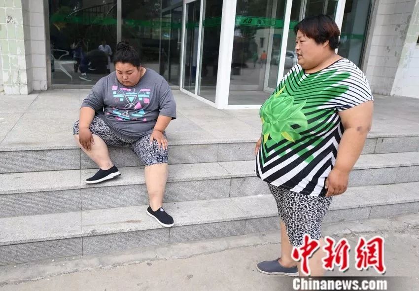 610斤胖子母女,36岁妈妈从140斤瘦到88斤