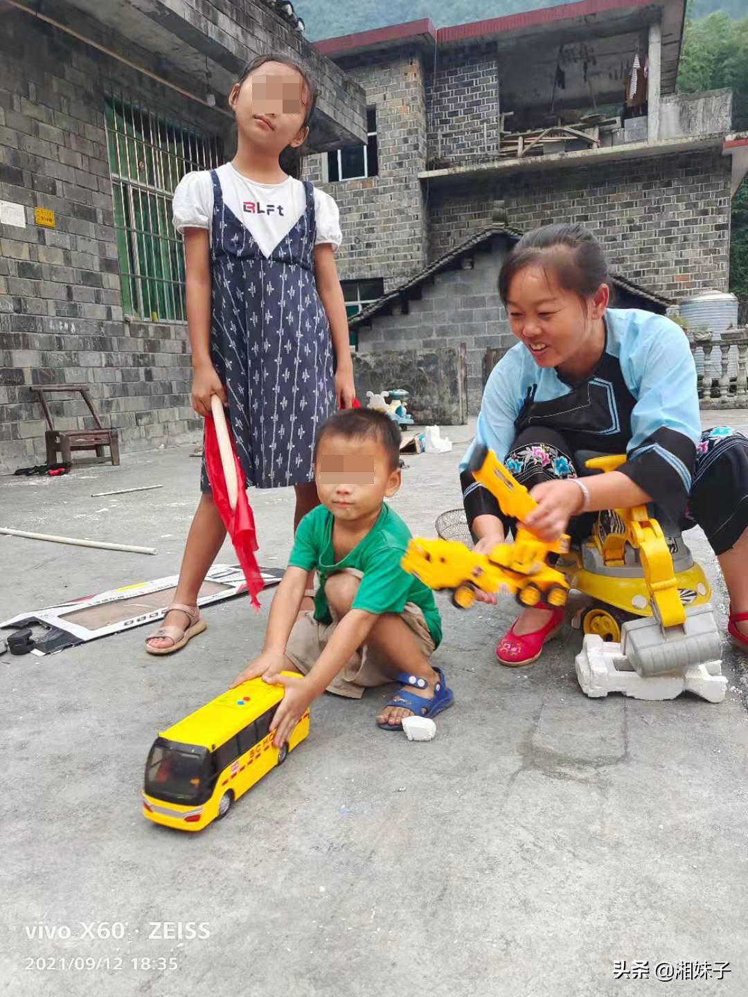 湘西州有个执委妈妈看护队，让近3万留守儿童有了守在身边的“妈妈”