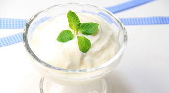 酸奶和哪些食物不能吃,酸奶吃多了会不会引起胃不舒服