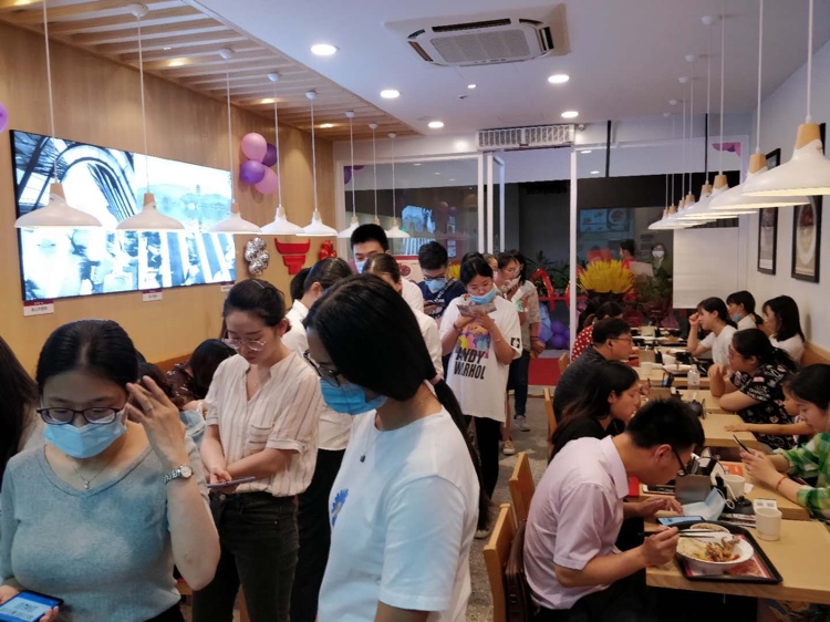 喜仕屋牛丼咖喱加盟多少钱,加盟日式咖喱饭多少钱