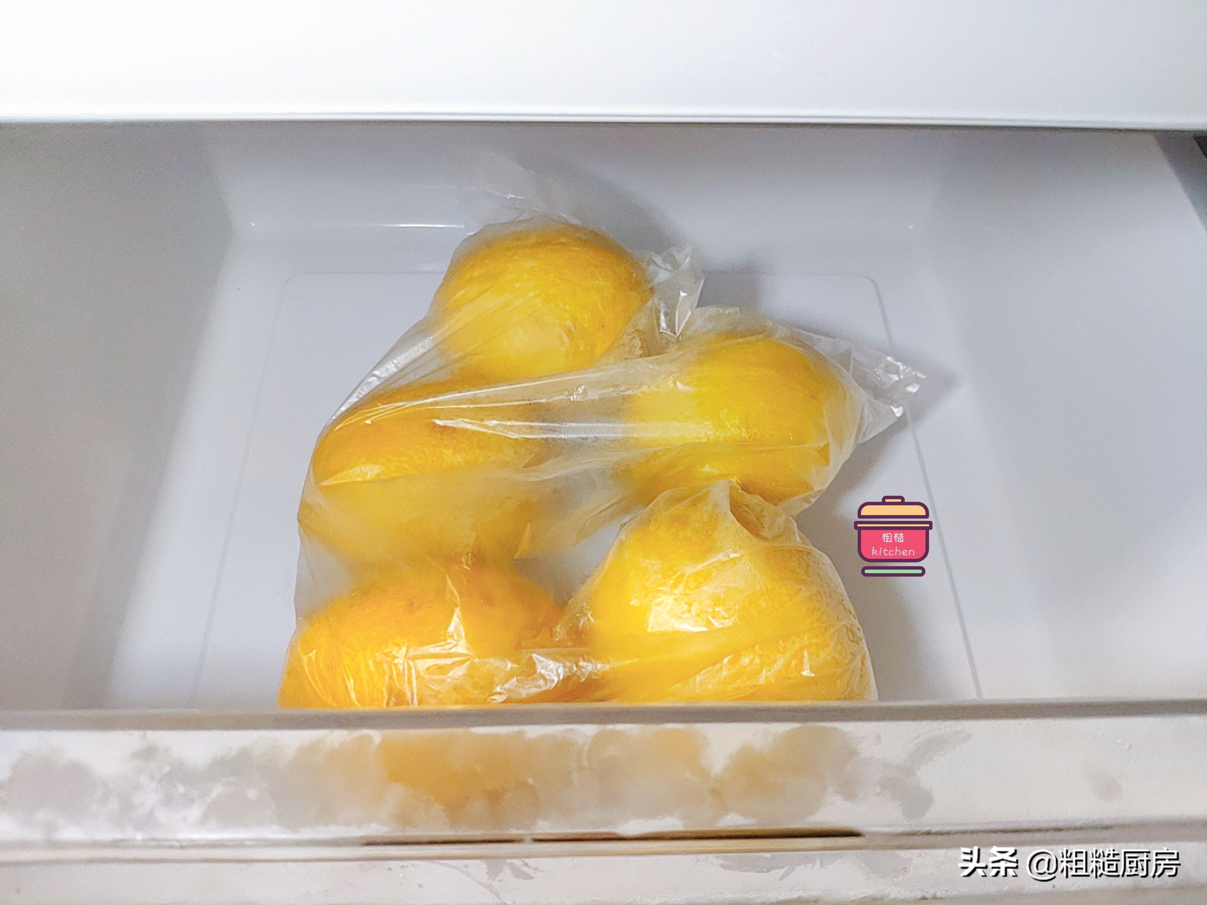 小柠檬如何保存才不发黄,柠檬怎么保存不变黄