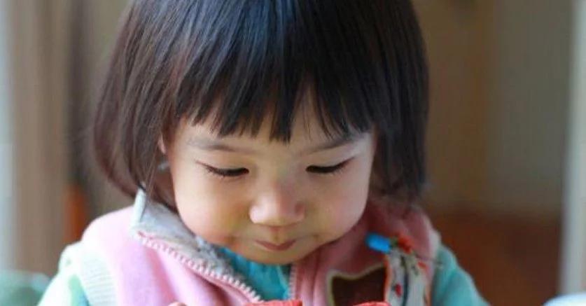 9岁女童突然暴瘦20斤最后怎么样 (14岁女童暴瘦7天5斤)