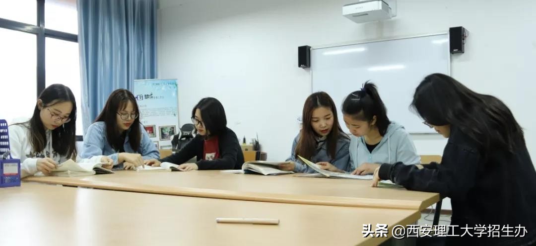 学霸宿舍4名女学生全保研985名校,陕西女神学霸近况