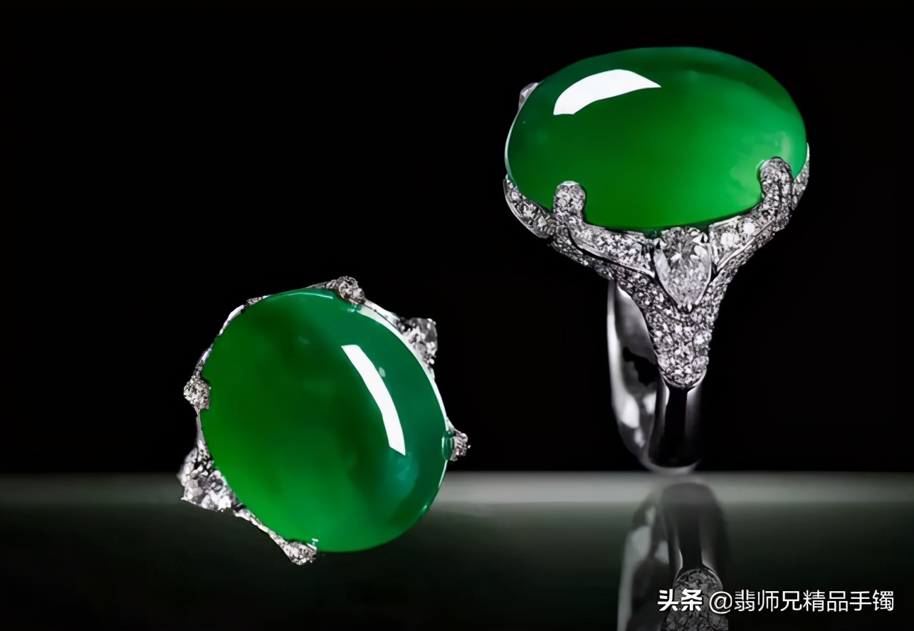 来看看翡翠戒指佩戴在不同手指上的含义