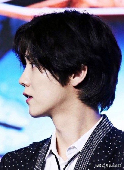 侧脸比正脸好看是什么面相,侧脸比正脸好看是什么脸型