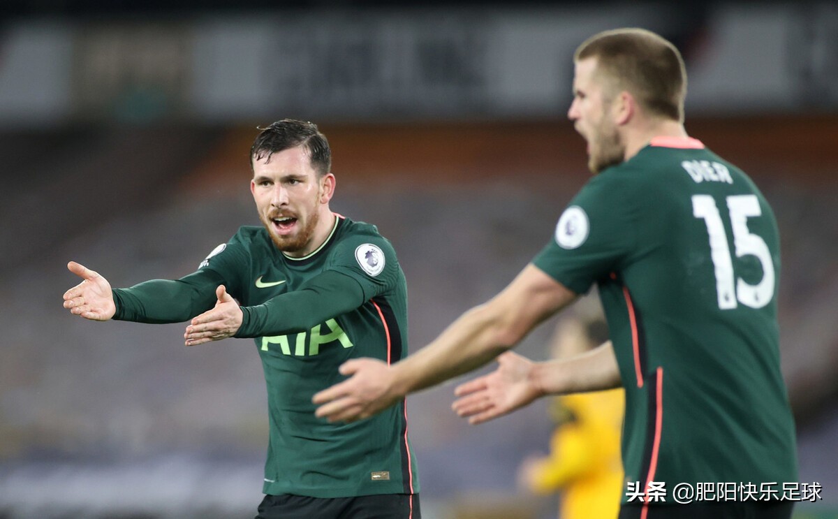 乱花渐欲迷人眼的下一句是什么,乱花渐欲迷人眼什么梗