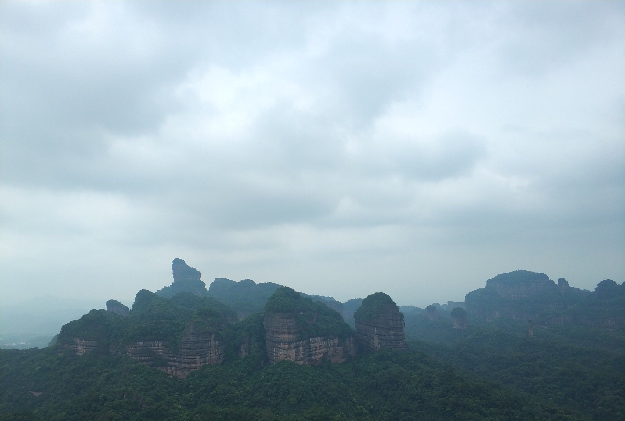 丹霞山周边三日游,丹霞山三日之旅攻略