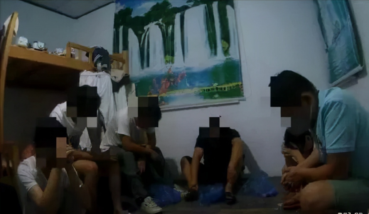 8名男女挤在泉州一出租房内，天天叫外卖，竟是为了违法犯罪