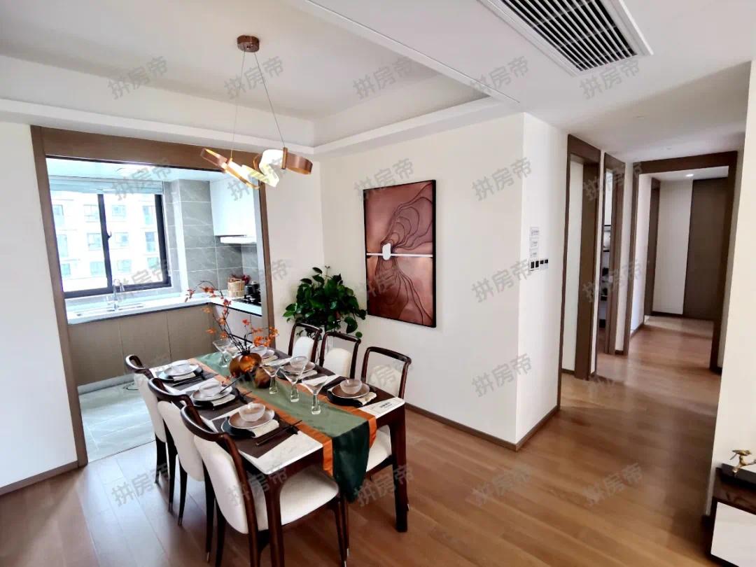 南京地铁小镇一期,南京地铁小镇的房子值得投资