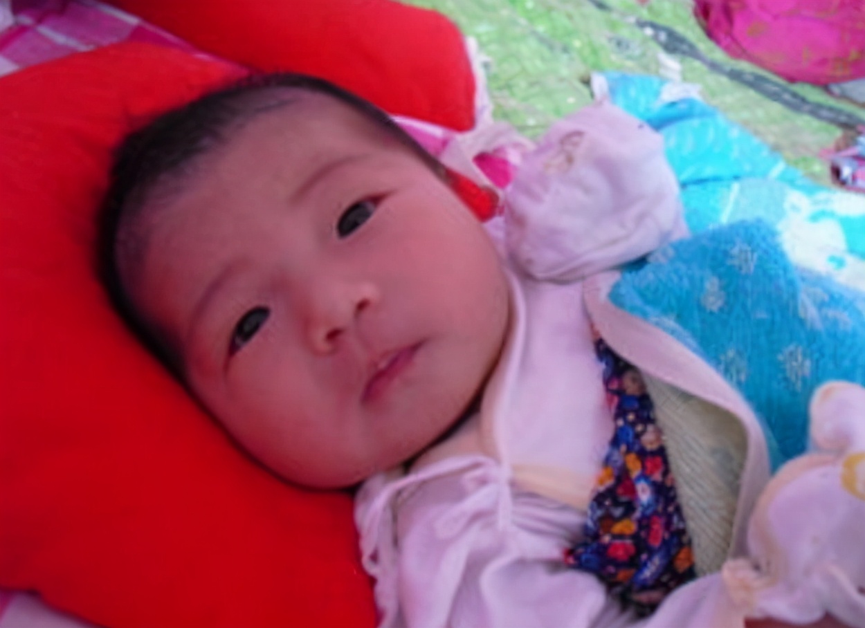 为什么宝宝拒绝喝母乳,宝宝拒绝吃母乳怎么办啊