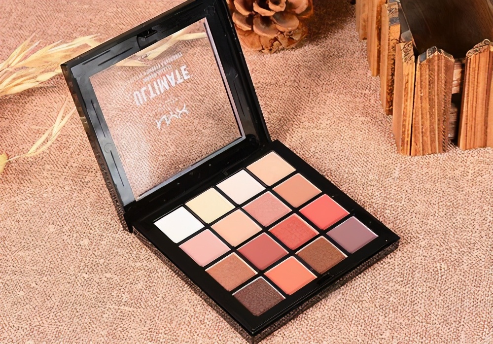 眼影盘网红爆款初恋,tom眼影31号初恋色