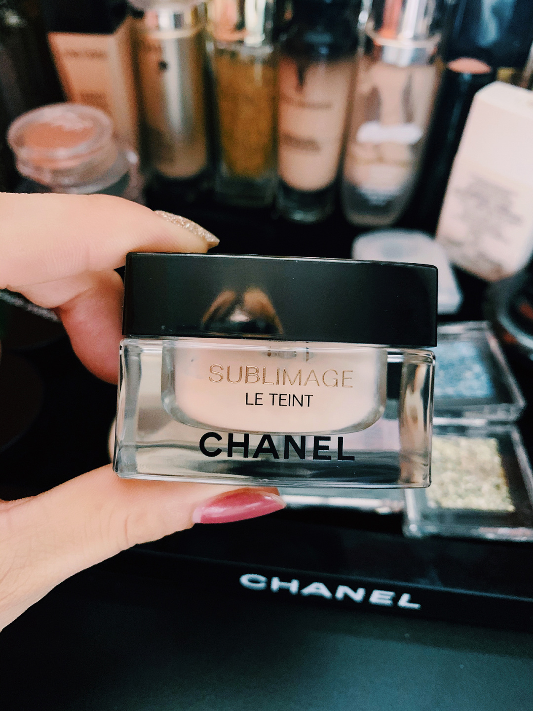 嘉娜宝粉底霜适合什么肤质,李佳琦嘉娜宝贵妇粉底霜