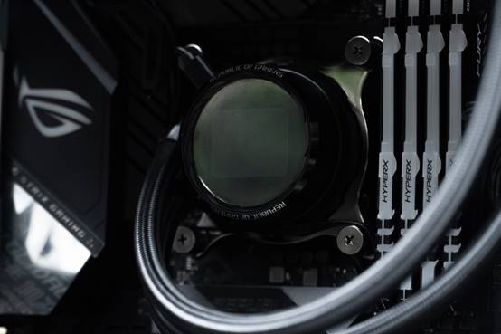 rogstrix雷鹰850g测评,rogstrix雷鹰550w