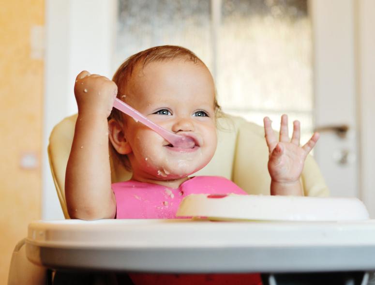 宝宝口臭是积食喝什么汤,孩子积食消化不良又有口臭吃什么