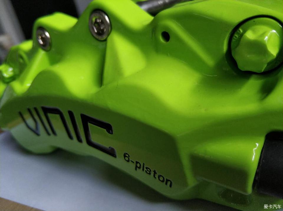 宝马3系换tei刹车,宝马3系的自动刹车功能测试