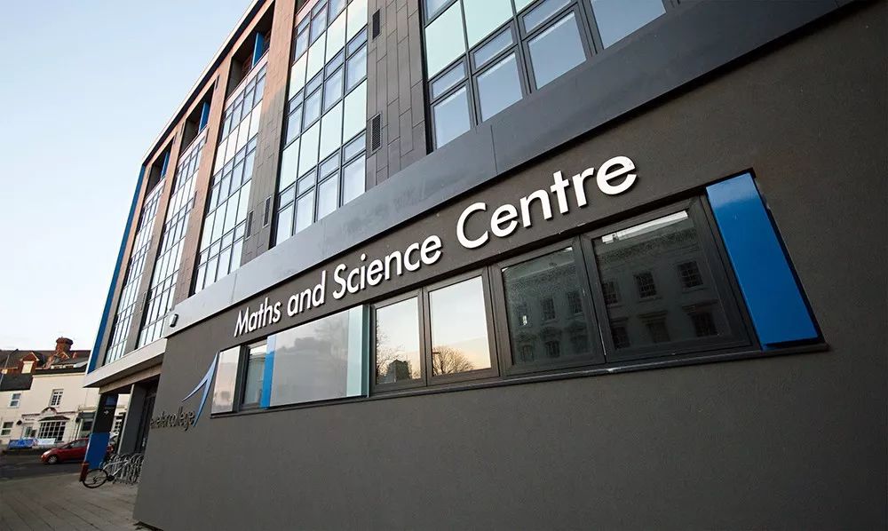 公立丨埃克塞特学院