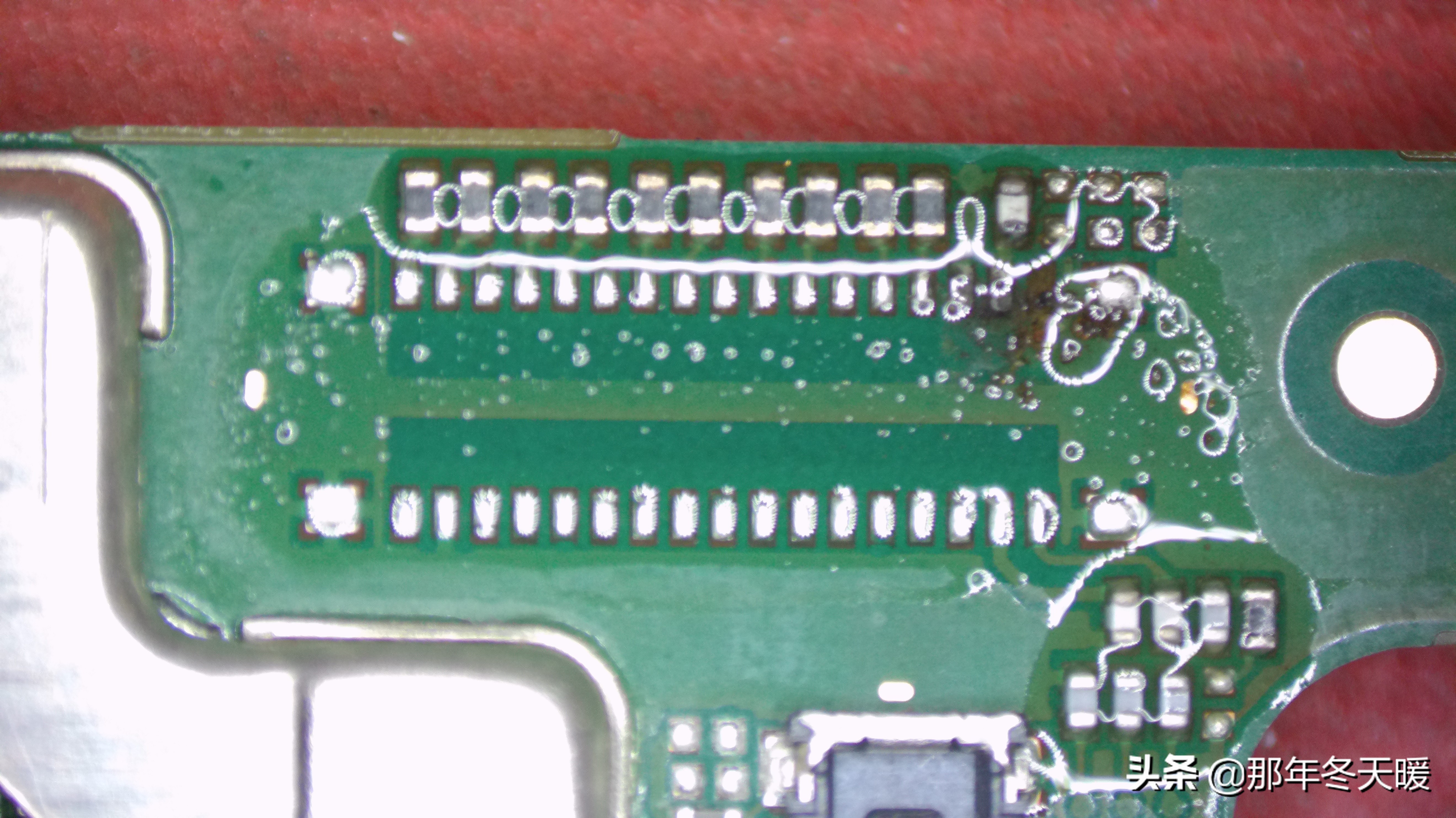 华为nova5i进水怎么修,华为nova10pro进水黑屏维修多少钱