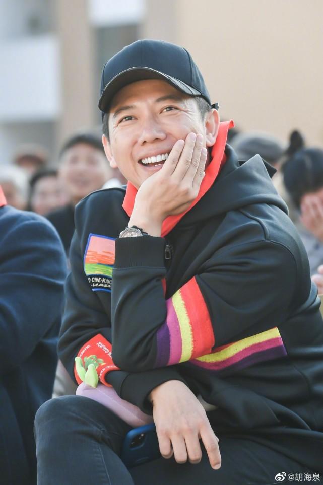 黄晓明娱乐圈关联最多公司,黄晓明旗下艺人有哪些最新消息