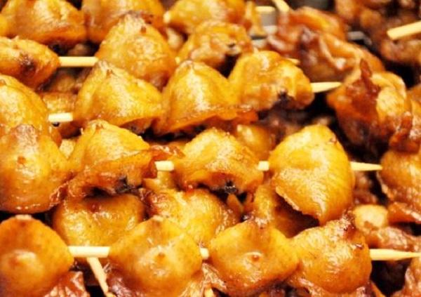 鸡头鸡翅尖不能吃是真的吗,鸡腚尖哪里不能吃