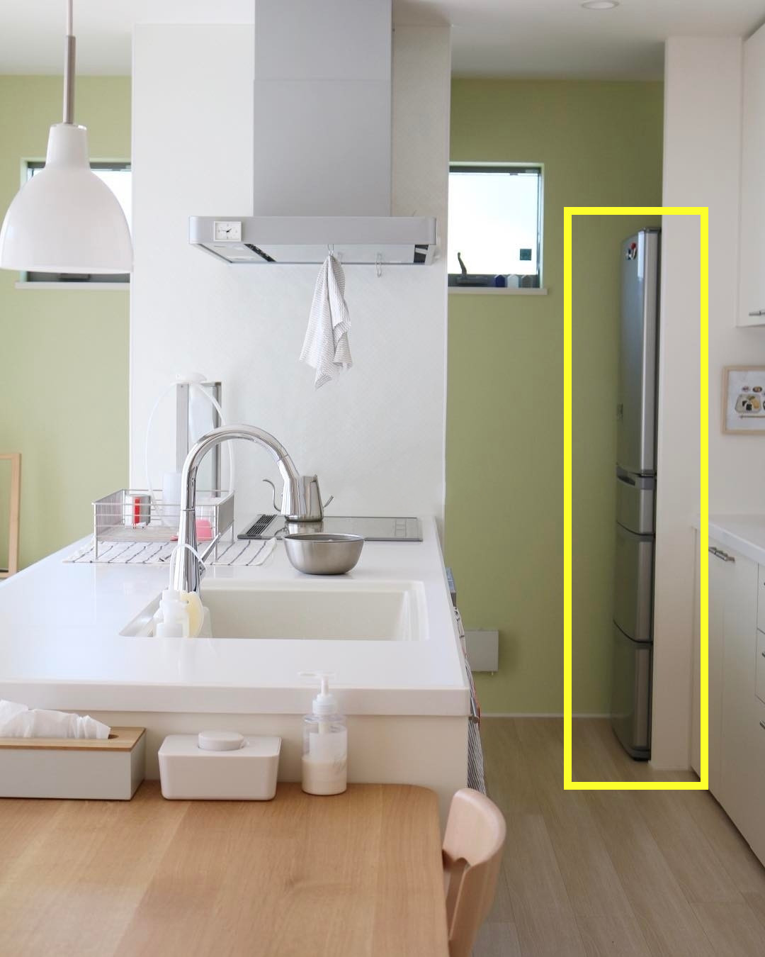 冰箱为什么不能放在厨房门口,日本为什么把厨房放在二楼