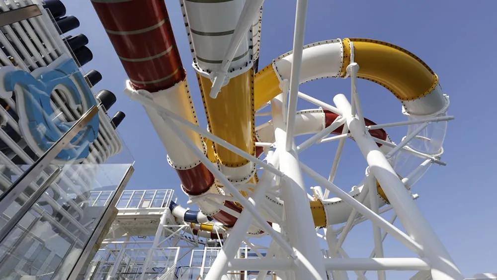 迷惑！258元只能参观高铁，香港本地游推出这些新玩法