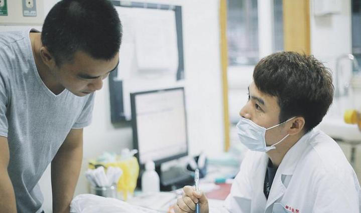 孕妈嘴馋是因为胎儿想吃吗,孕妇喝碳酸饮料感觉腹胀