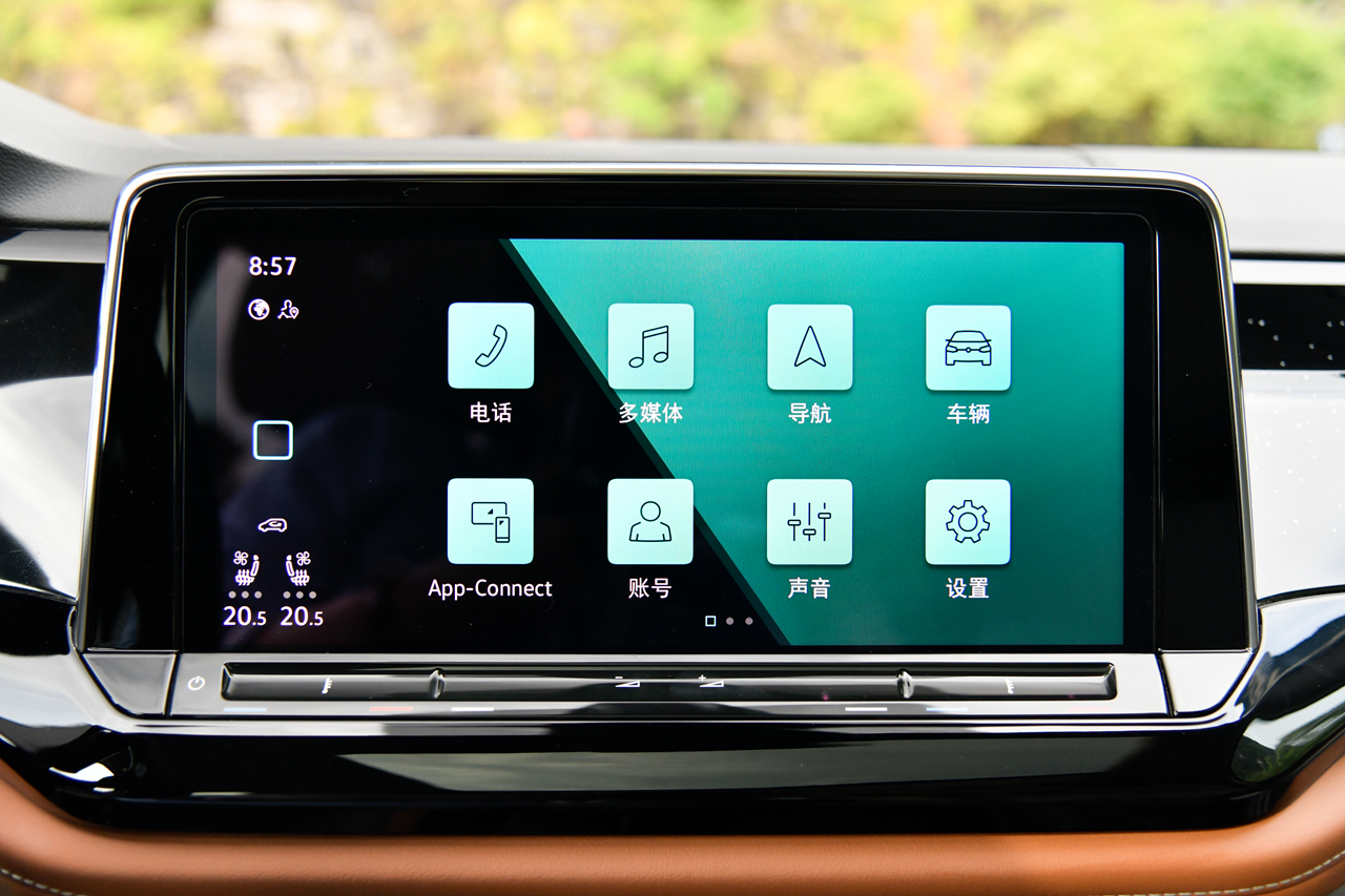 试驾|全新途昂家族内饰终于改变,给躺平青年打个样儿