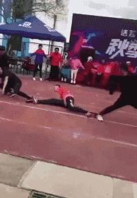 搞笑动图笑得肚子痛,搞笑动图gif图片合集