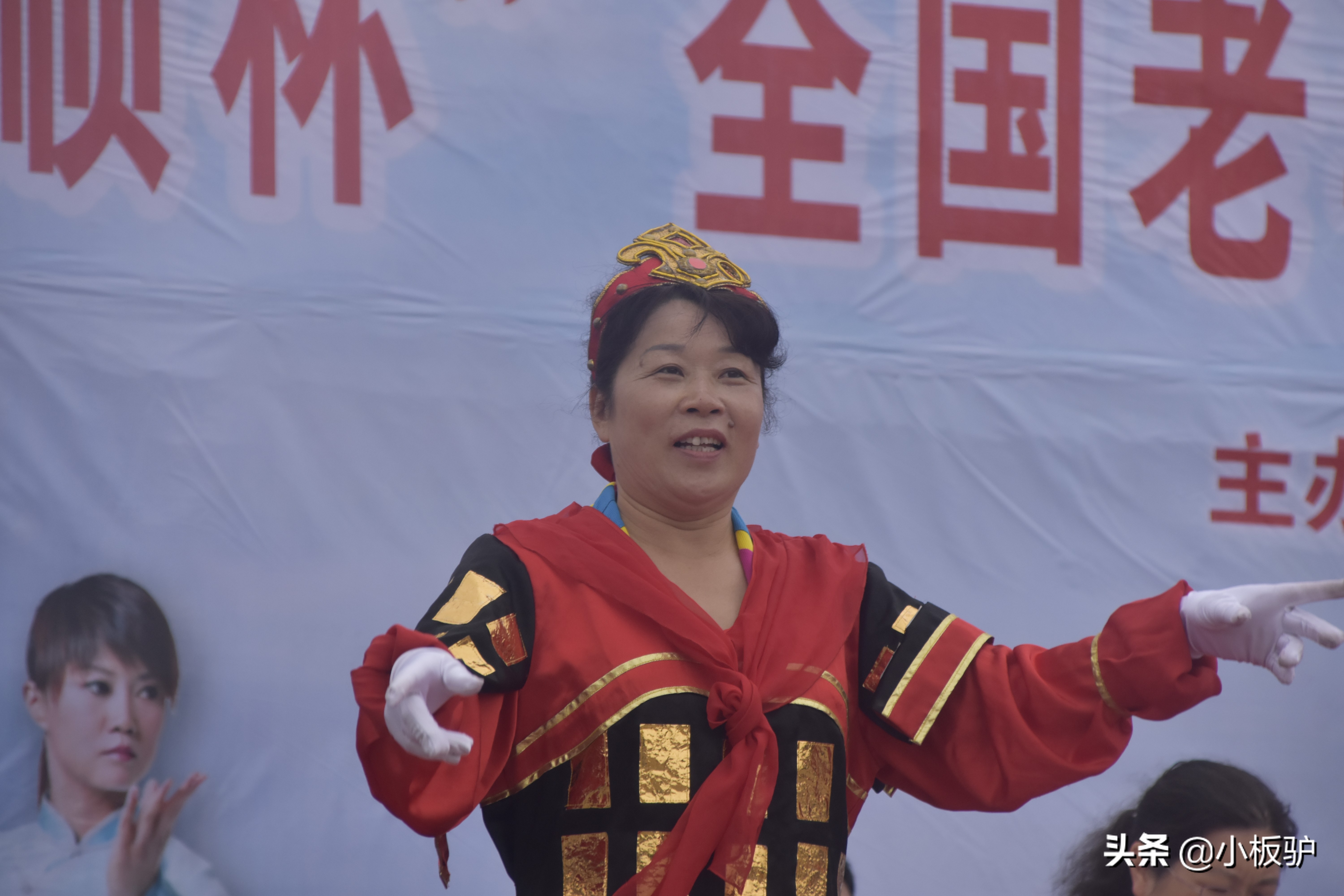 激情锣鼓表演,秧歌威风锣鼓表演完整版