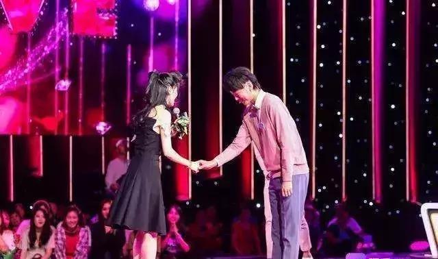 IC来说|恋爱多久才能牵手?一场关于人际界限的讨论