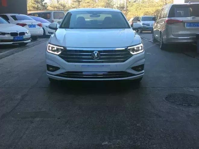 全新一代速腾长轴距版,2019款全新速腾上市