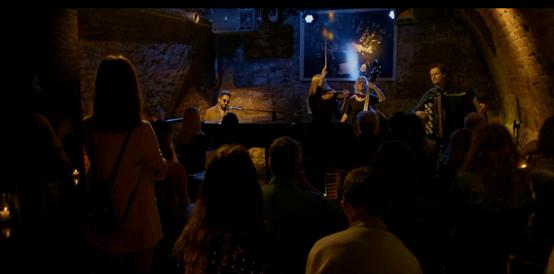 “失明”小伙的渣男之路，多次反转险象环生逆袭人生