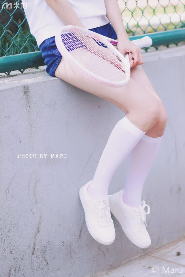 满满的青春活力少年写真,牛仔短裤校园写真