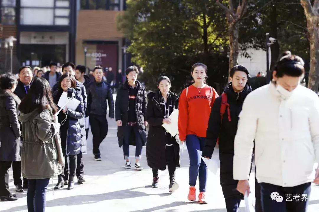 为什么联考很好校考考不上,联考不过可以怎么考校考