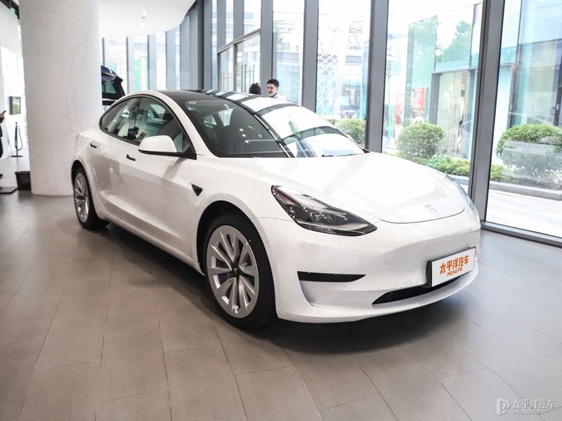 特斯拉高性能版model3加速感受,特斯拉modelyperformance试驾