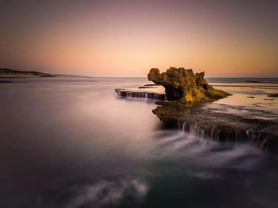 拉丝、雾化、光滑还是倒影，如何拍摄不同的水流效果？