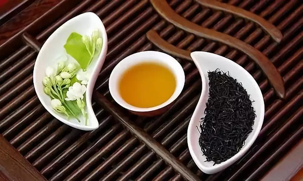 喝茶过多对肾脏有什么影响,喝茶会对肾脏危害吗